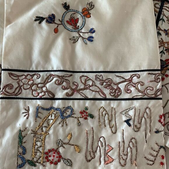 Antique Chinese Embroidered Silk Kimono Jacket - Picture 7 of 11